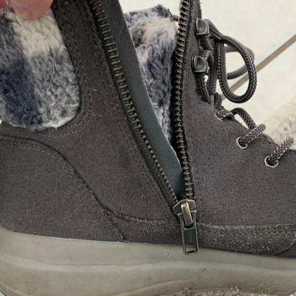 Skechers Black and Gray Winter Boots - Picture 9 of 17